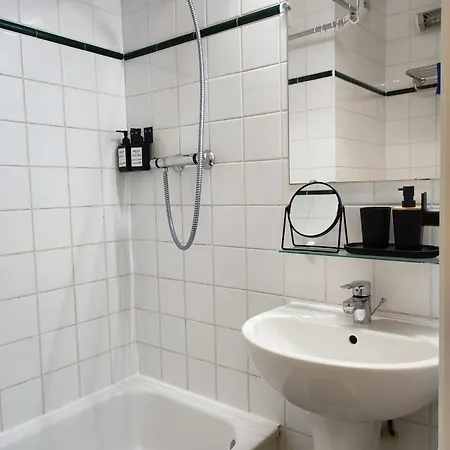 公寓 Charming Near Paris - La Defense