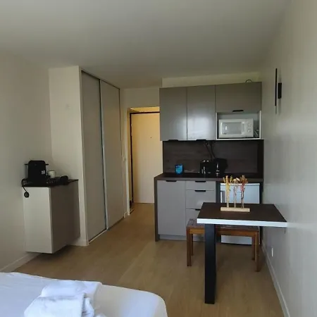 公寓 Charming Near Paris - La Defense