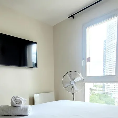公寓 Charming Near Paris - La Defense